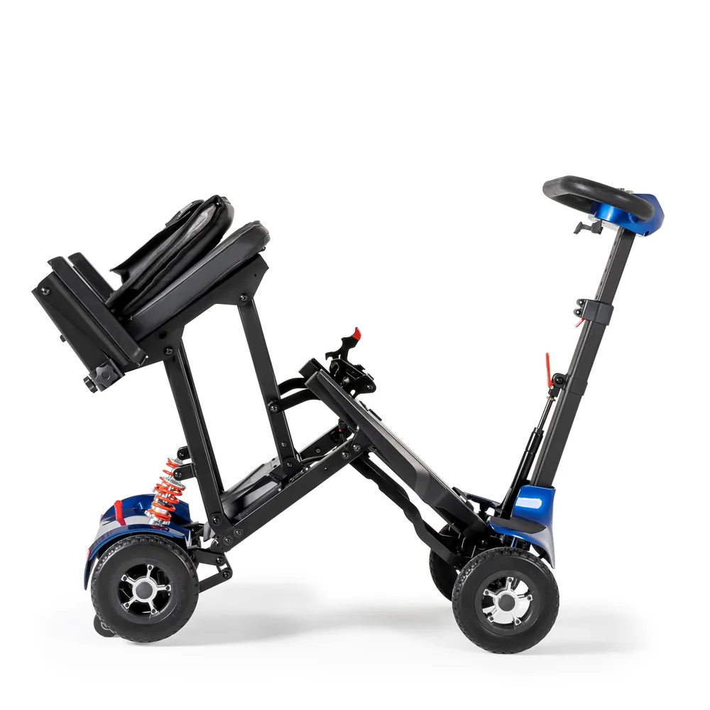 Scooter I-Transformer Lite de Wellell durante el plegado