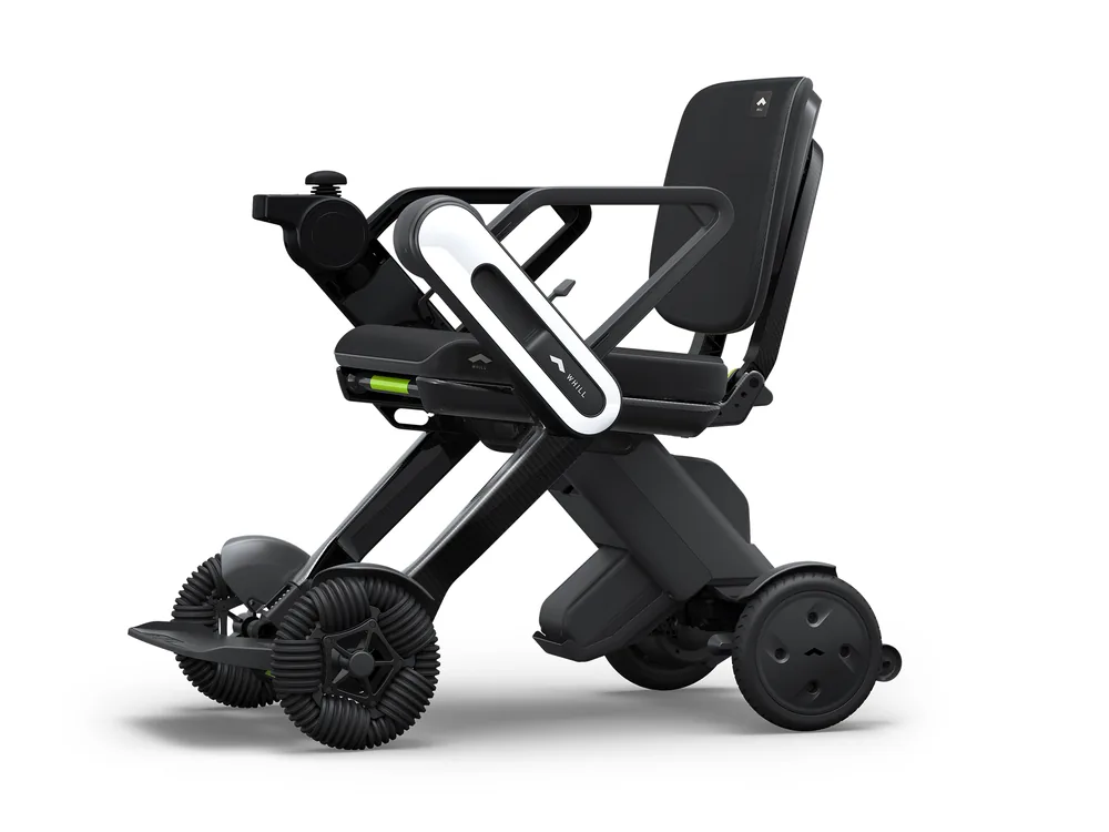 Silla de ruedas eléctrica WHILL Model C Lite con carcasa blanca, vista general