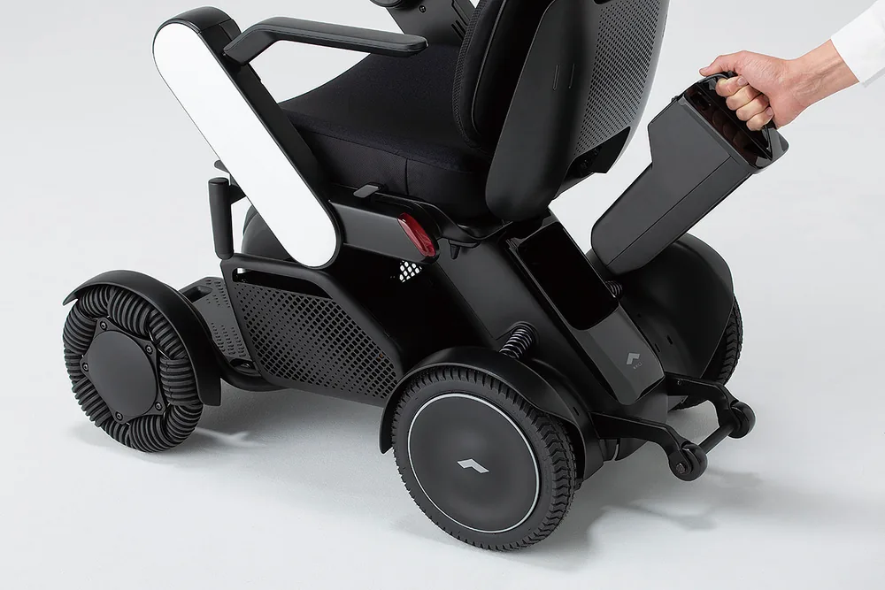 Extracción de la batería de la silla WHILL Model C2